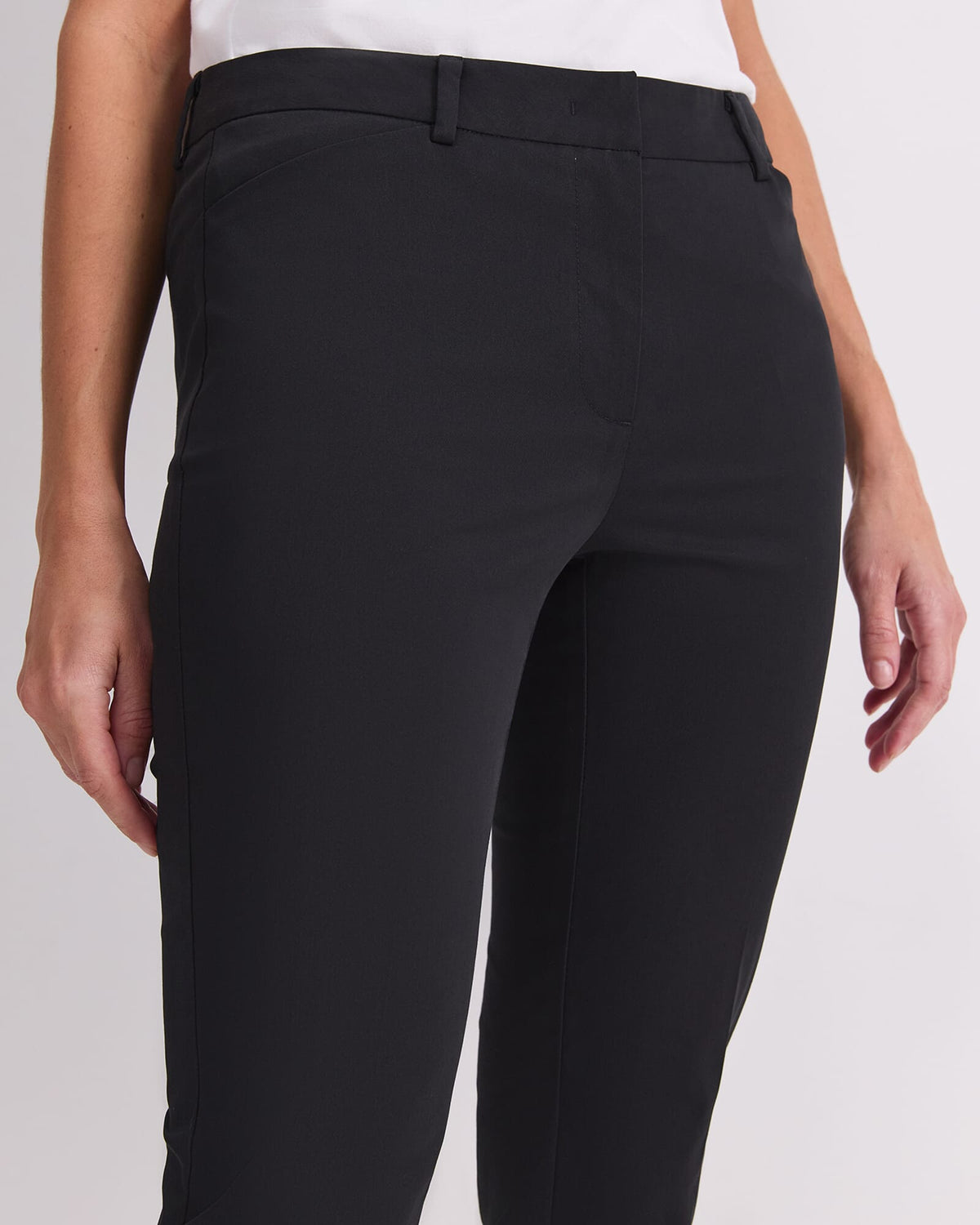 Evie Capri Pant