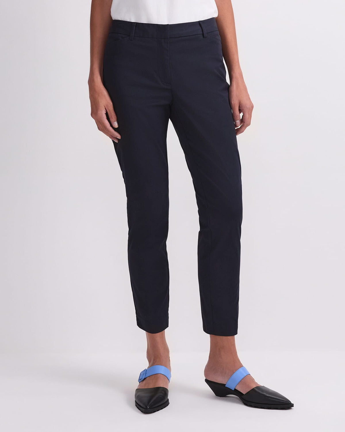 Evie Capri Pant