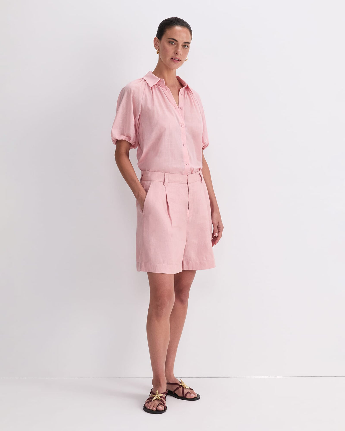 Jamie Linen Pleat Short